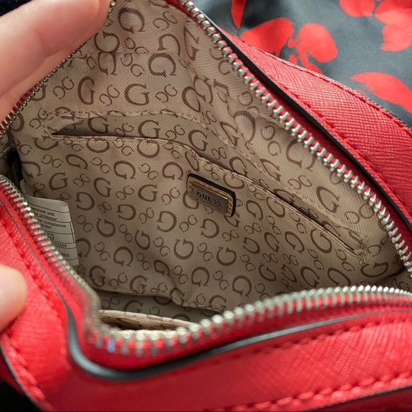 GUESS Cherry Red Fanny Pack Style Purse 🍒💄 - Picture 2 of 3